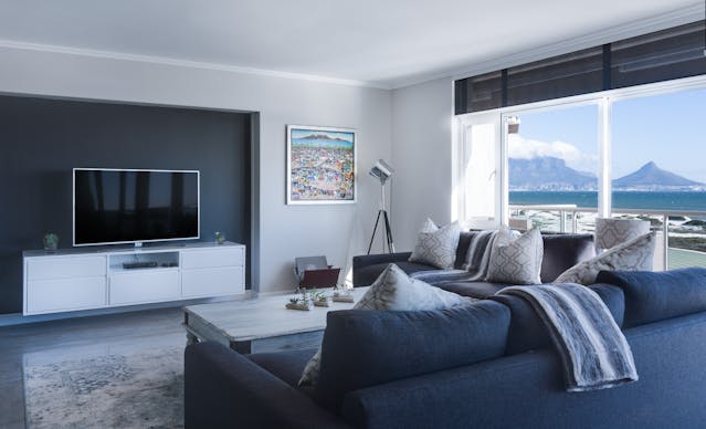 Affordable luxury home decor tips for creating a vision board that reflects elegance on a budget