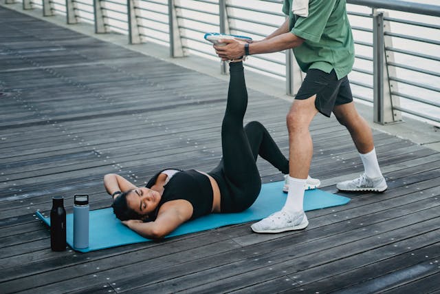 Dynamic warm-up exercises before workout to prevent injuries and improve performance