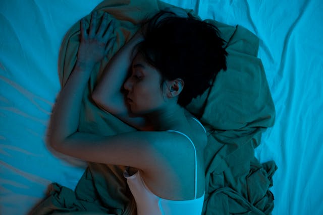 Peaceful night sleep representing the success of deep sleep techniques for mental wellness