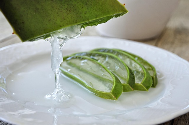 Best Herbal Ingredients for Acne with aloe vera