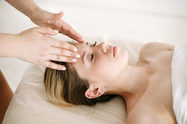 Mind body connection trough natural skin care for inner glow