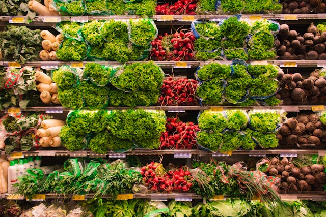 Debunking nutrient - dense diet myths 