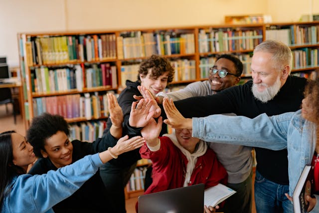 Illustration of community support in self growth strategies 