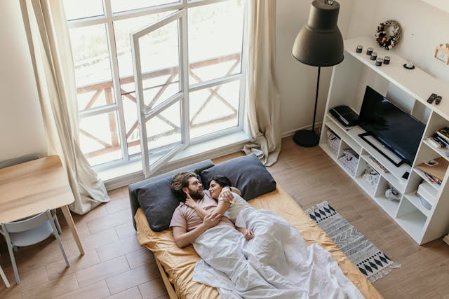 A calm and peaceful minimalist living room representing the final thoughts on minimalist home hacks for a serene lifestyle.