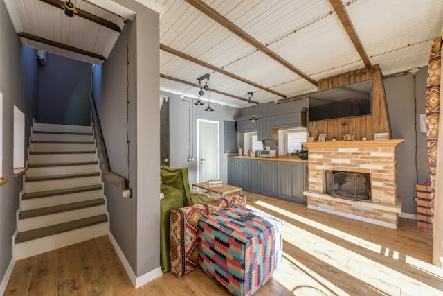 Creative vertical storage ideas to maximize home space