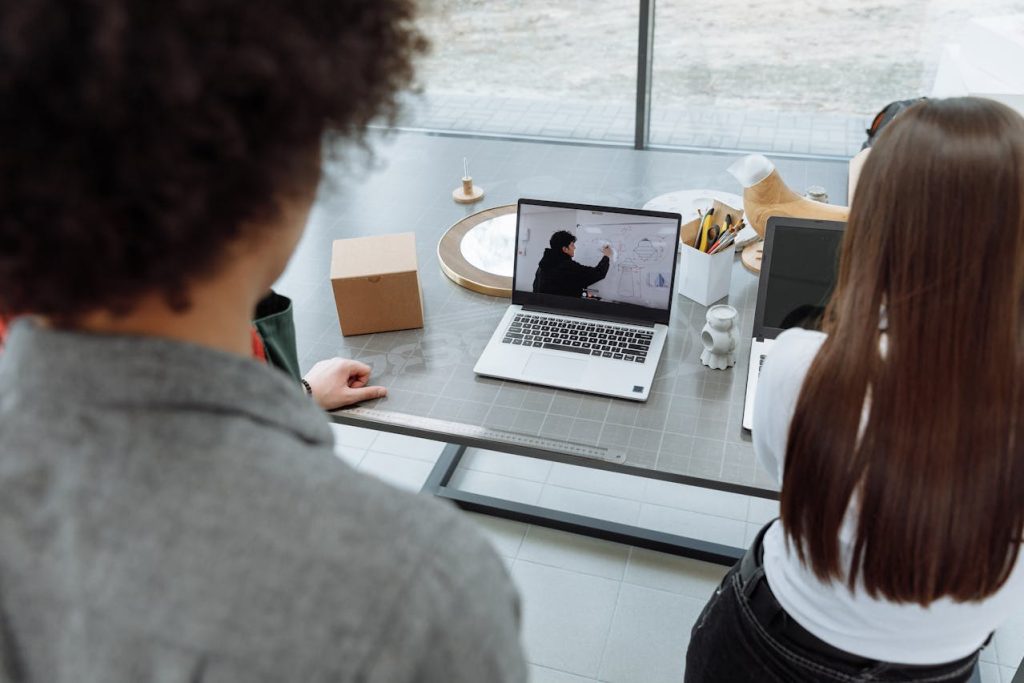 Remote work technology tools for better productivity and work-life balance
