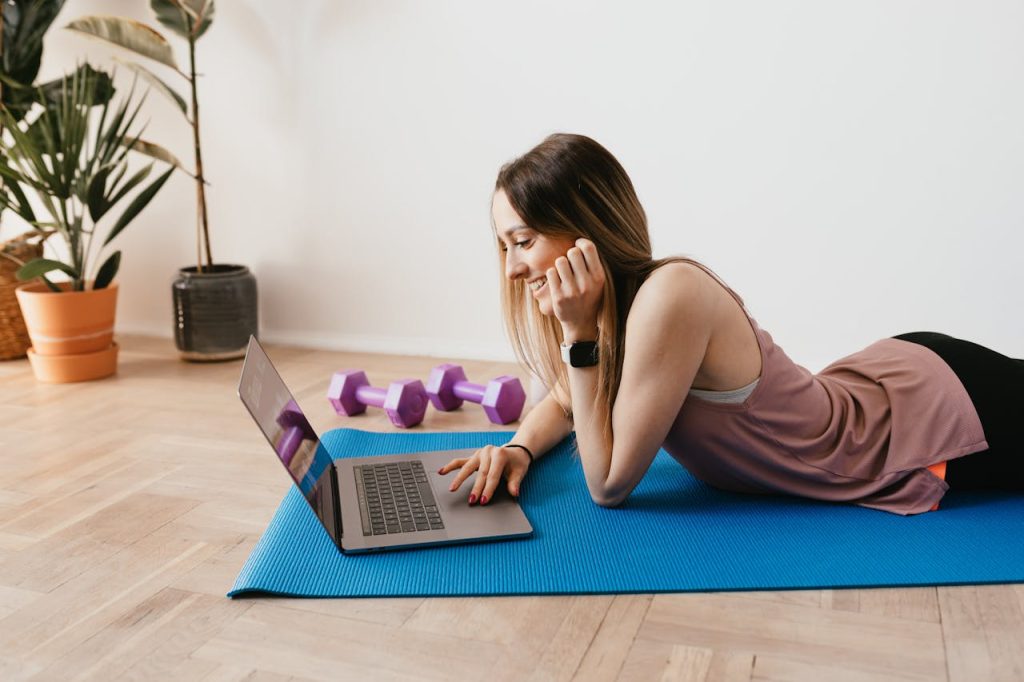 Top smart wellness gadgets in 2025 for health and lifestyle improvement