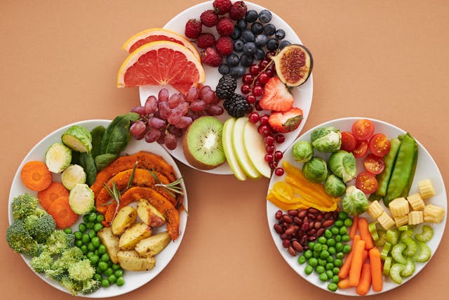 A vibrant assortment of healthy foods representing the top 6 essential nutrients for health 🌱🍊🥗