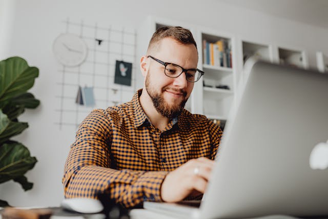 Top 8 success rituals of highly motivated people achieving goals and personal growth